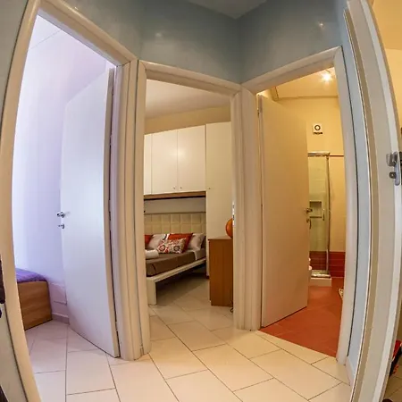 Scrusciu Ru Mari 이솔라델펨미네